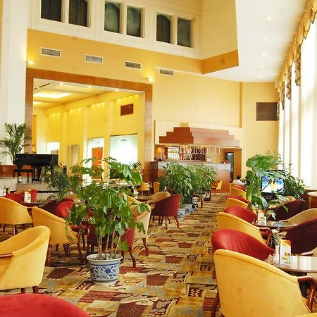 Yinhe Dynasty Hotel Chengdu Zewnętrze zdjęcie