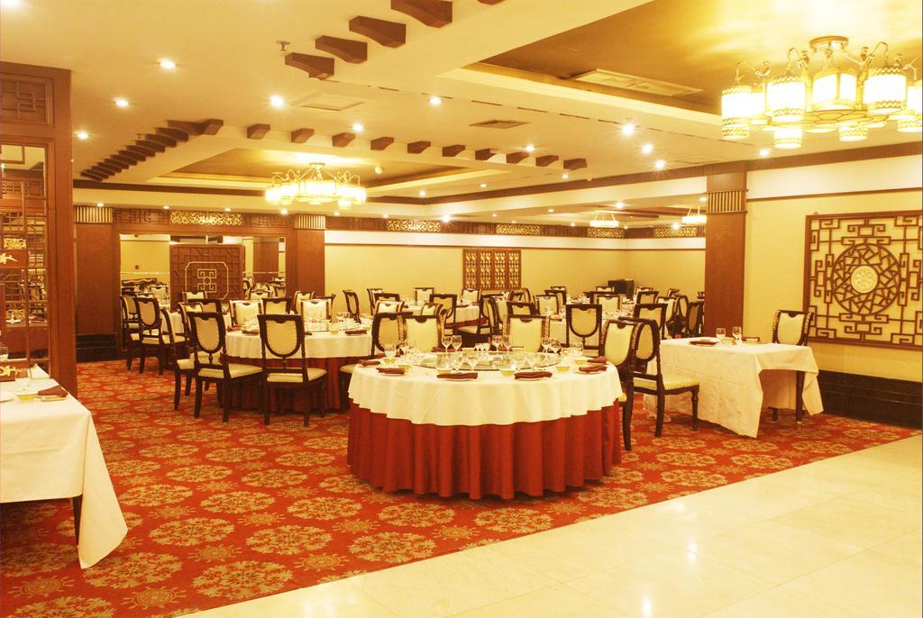 Yinhe Dynasty Hotel Chengdu Zewnętrze zdjęcie